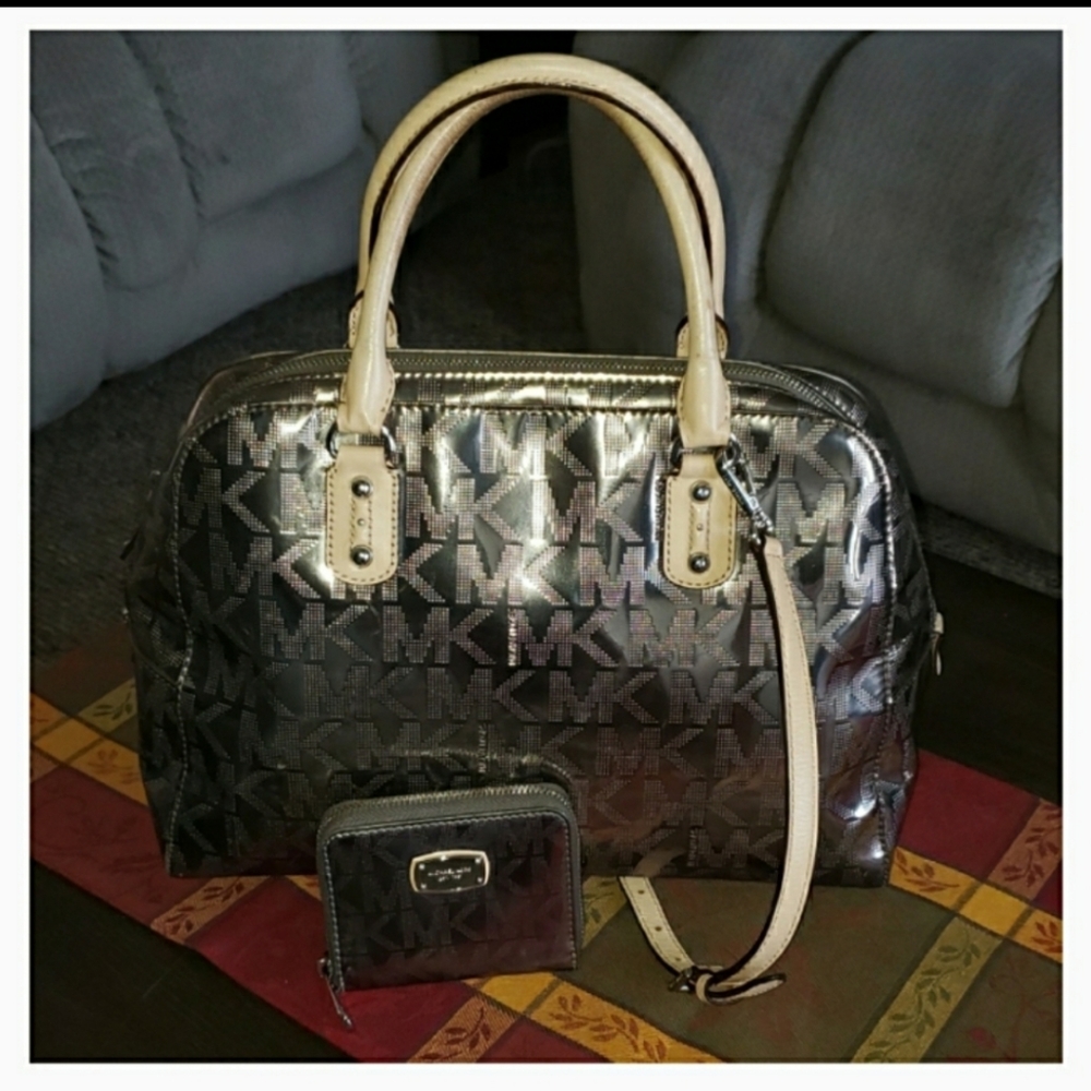 Michael Kors Silver Metallic Mirror Satchel Bag & Wallet Set - Picture 1 of 16